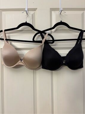 Maidenform Smooth T-Shirt Bras in Black and Nude 38D